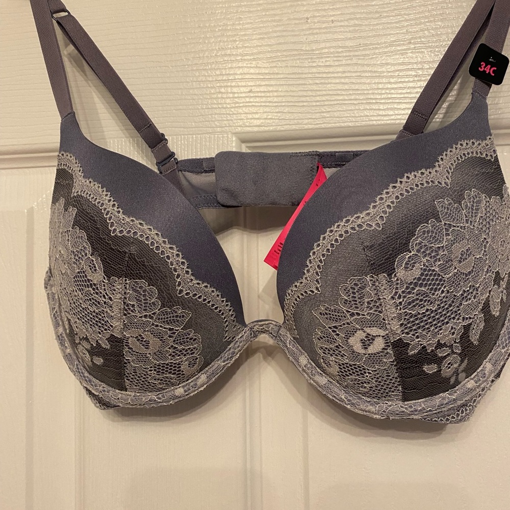 La Senza NWT Beyond Sexy Lace padded push up bra violet Size 34C NEW